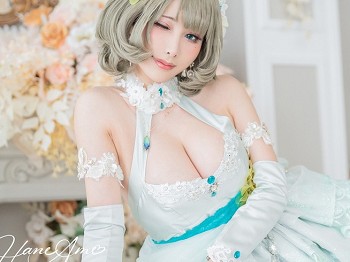 Coser美女雨波_HaneAme偶像大师主题私房性感低胸礼服秀傲人豪乳诱惑写真41P