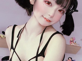 网络美女佳佳好难啊魅魔主题私房性感黑色情趣内衣服饰配黑色蕾丝袜诱惑写真34P