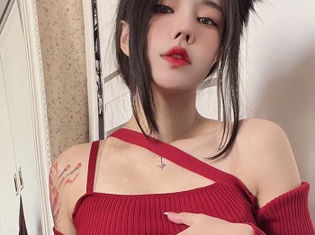 美少女博主阿汐汐W圣诞特辑主题红色毛衣配白丝袜半脱秀豪乳遮点诱惑写真51P