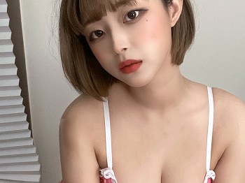 韩国美女模特Kim Gap-Ju Fantrie主题私房性感内衣系列秀完美身材迷人诱惑写真160P